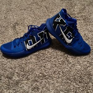 Kyrie 3 “Duke”